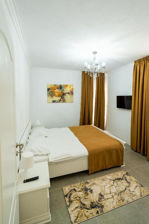 Armada Aparthotel Alba Iulia Exterior foto